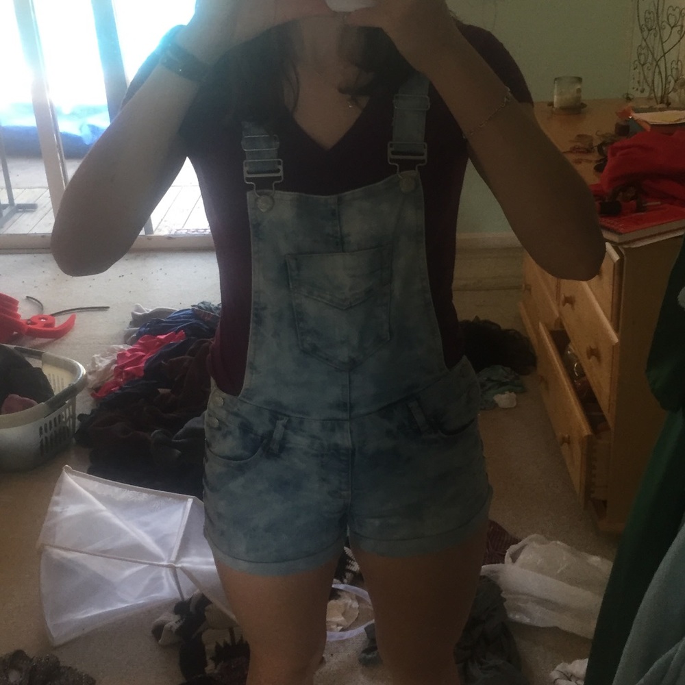 Overalls - Picture 2 of 3